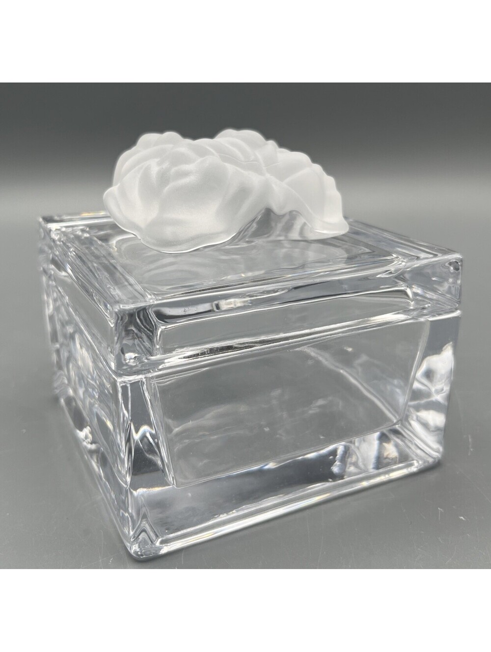 Shannon Crystal Lidded Trinket Box Frosted Rose Bouquet Lid, Clear Glass Box